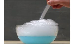 آزمایش ساخت حباب یخ‌زده 2